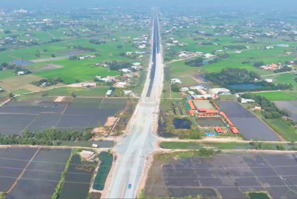 ???? VÌ SAO NÊN SỞ HỮU NGAY ĐẤT Ở KHU ĐT.823D – ĐỨC HÒA, LONG AN??? ????